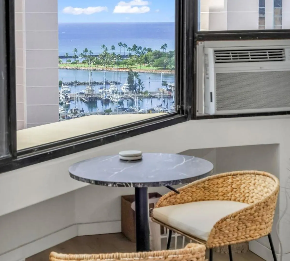 호놀룰루 Oceanview Freshly Renovated Free Parking Wifi 아파트 미국
